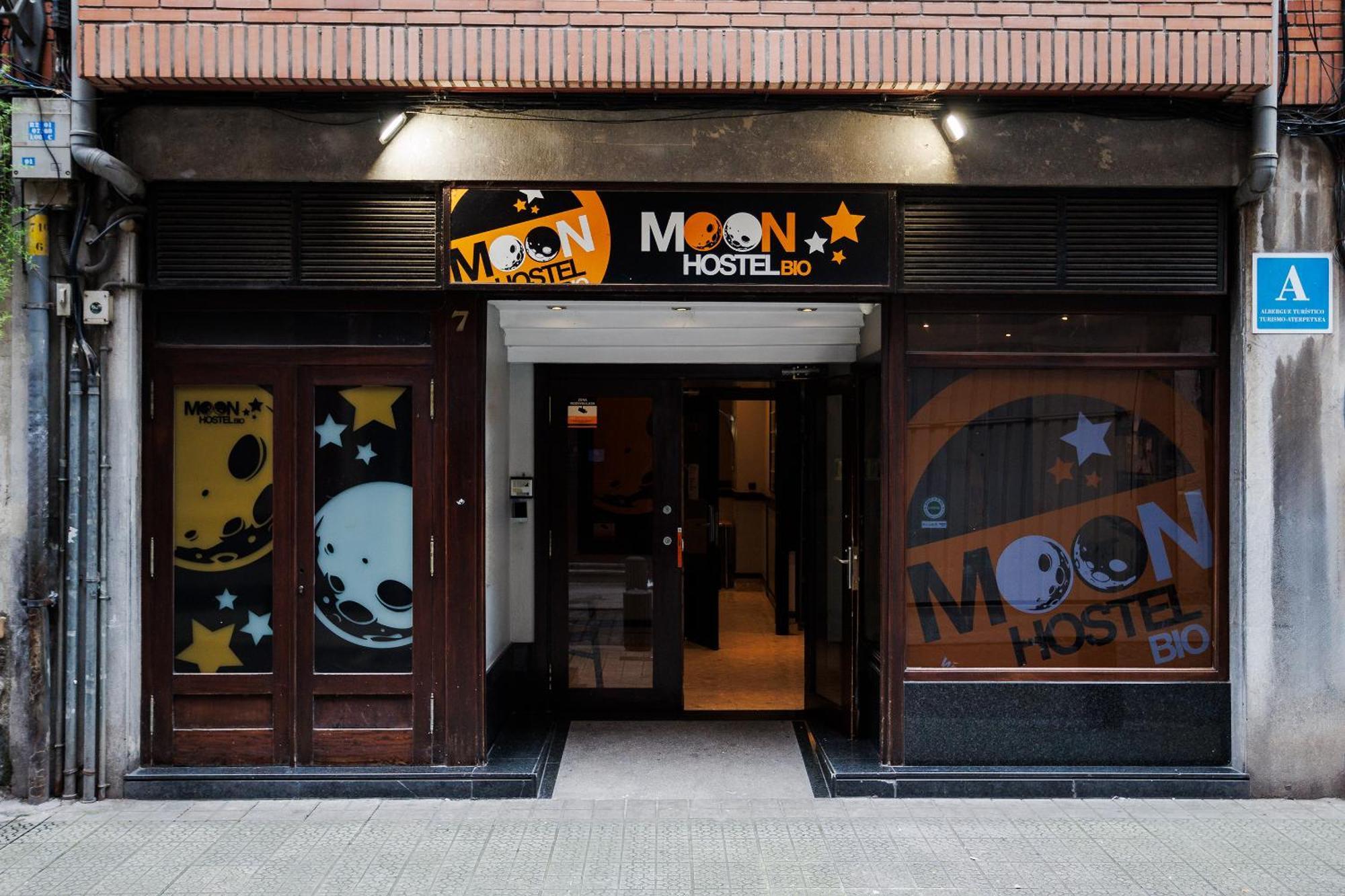 Moon Hostel Bio Bilbao Exterior foto